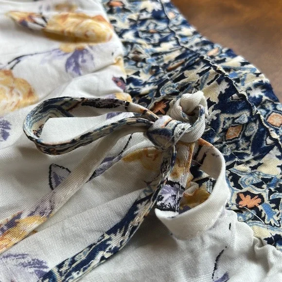 Women’s Size Small BEBOP Boho Floral pull on shorts - Picture 3 of 11